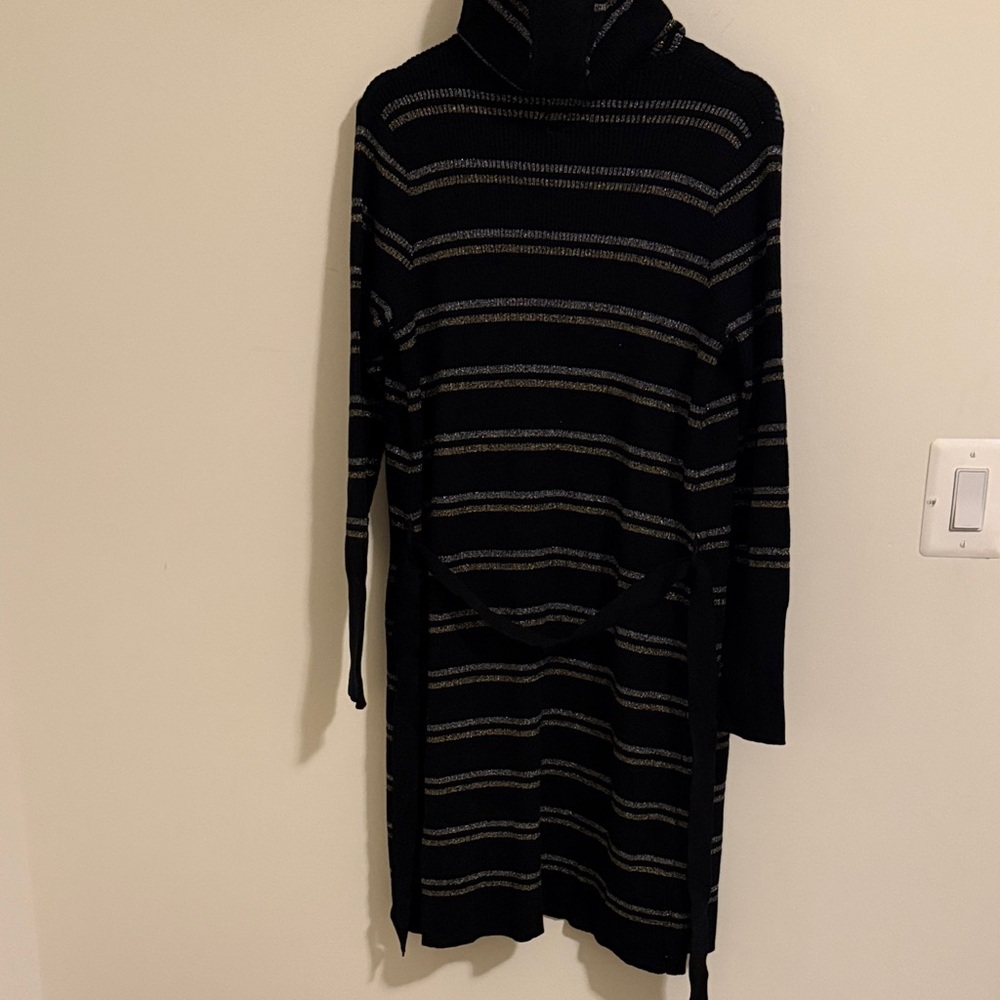 Chaser Black and Gray Striped Women's Cardigan - Picture 10 of 10